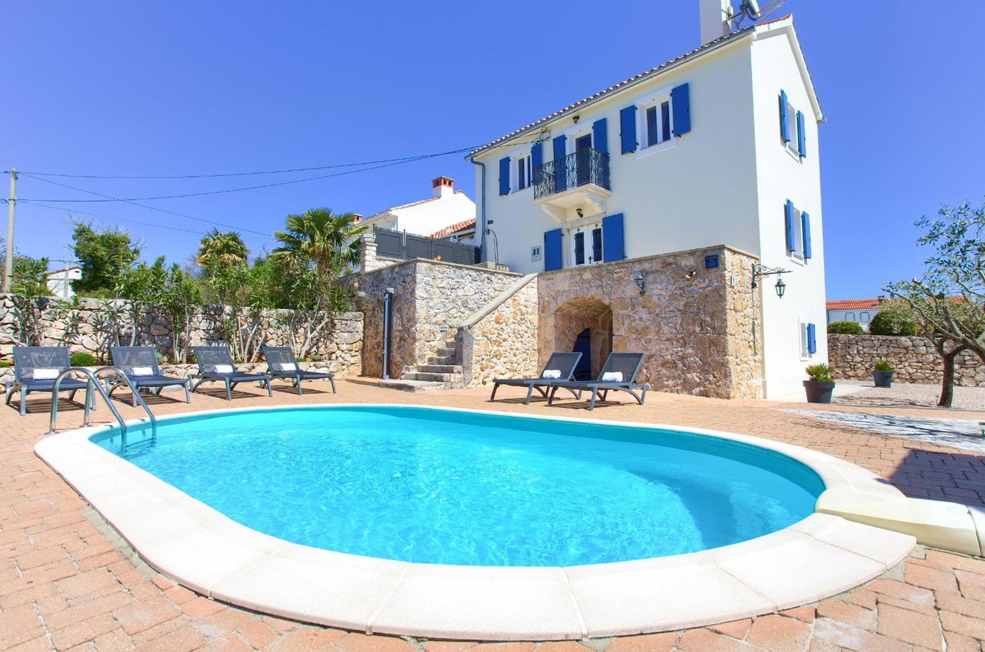 Geschmackvolle Steinvilla Margaret Mit Pool Holiday home *